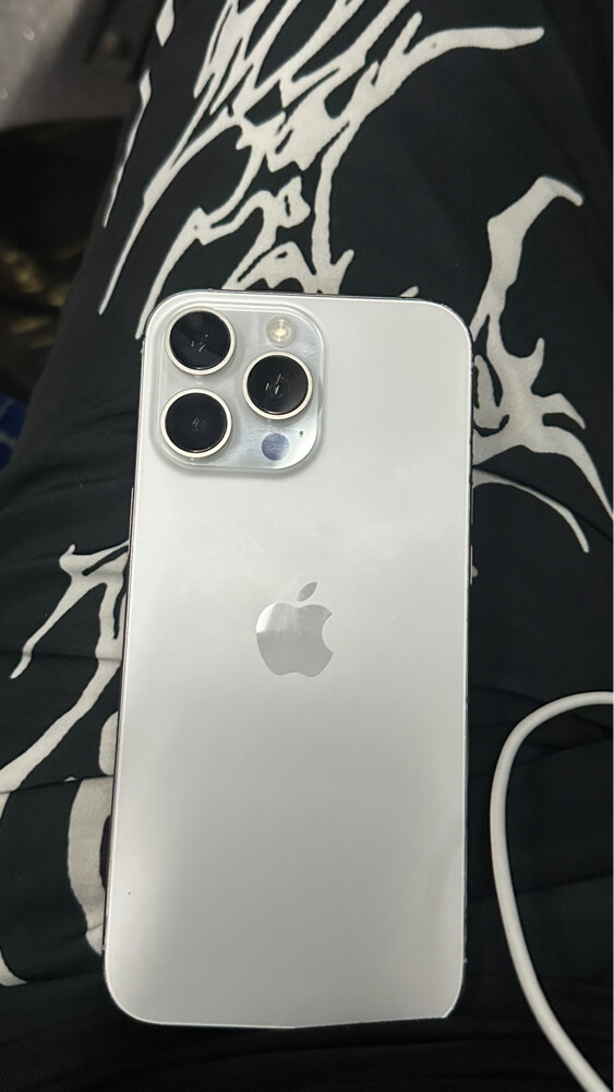 iPhone 16 pro max 512gb - 4