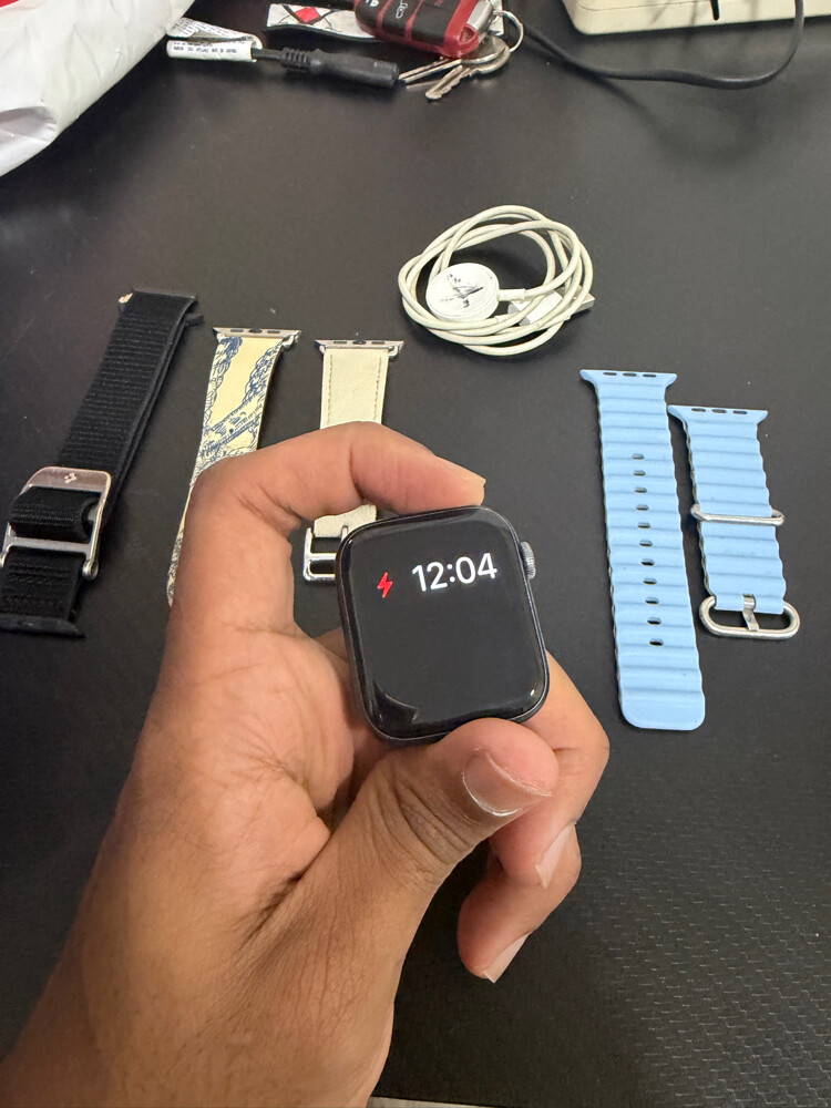 APPLE WATCH S5 - 1