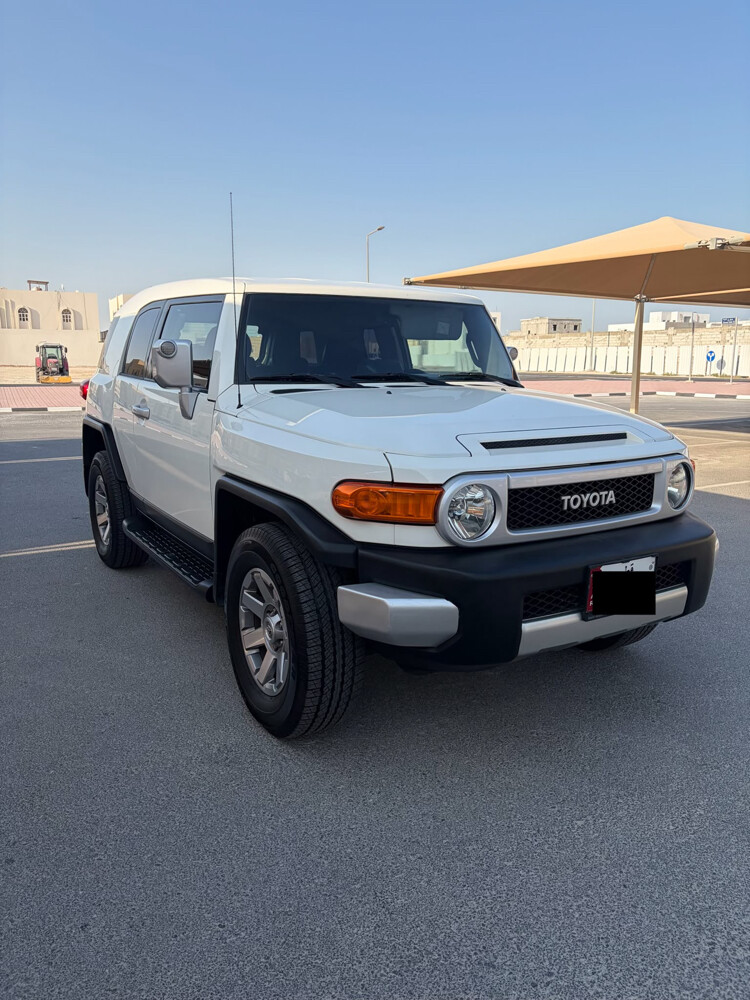 Toyota FJ Crusier 2014 . - 2
