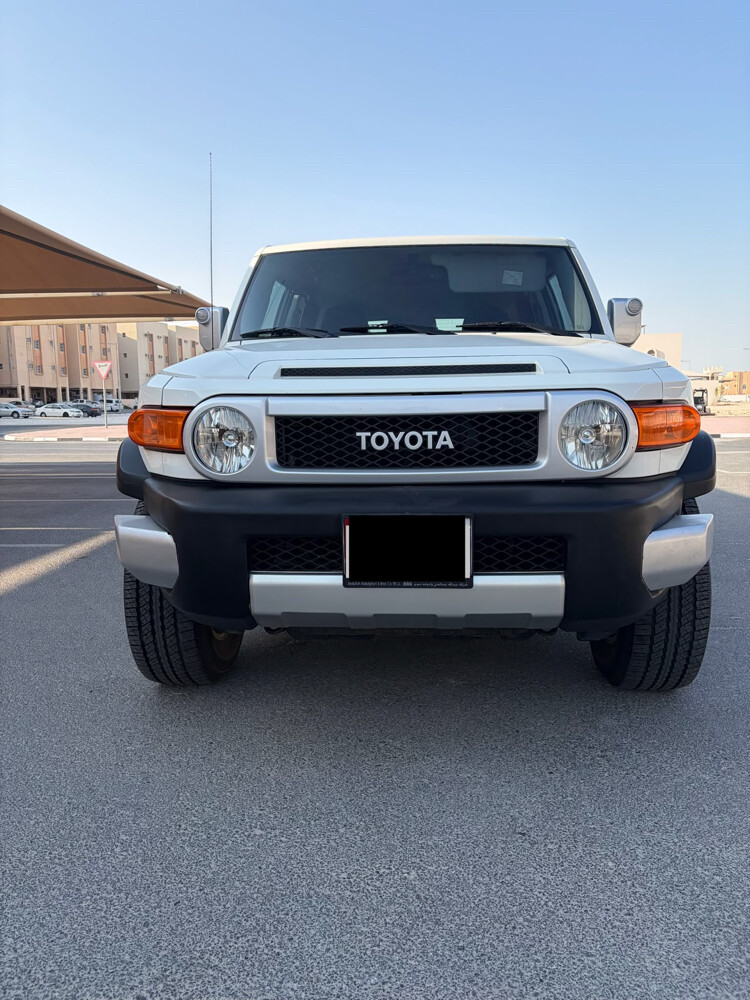 Toyota FJ Crusier 2014 . - 3