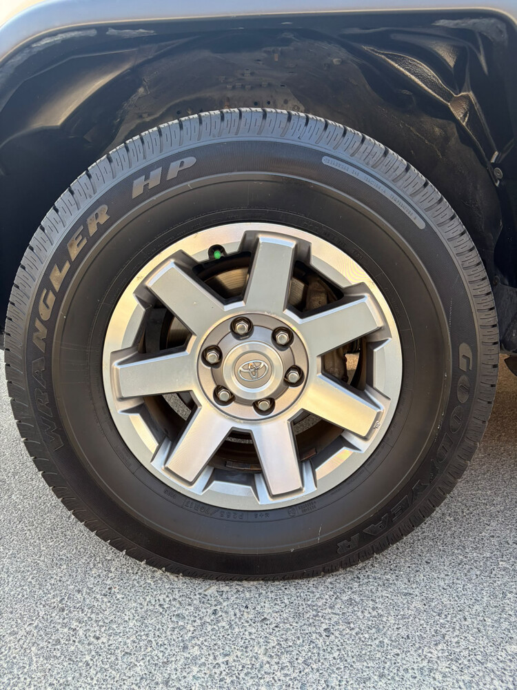 Toyota FJ Crusier 2014 . - 11