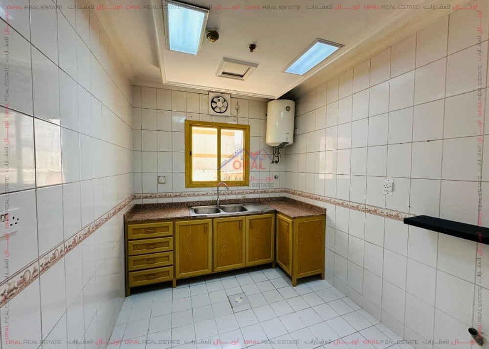 Apartment forrent in Umm Ghuwailina - 4