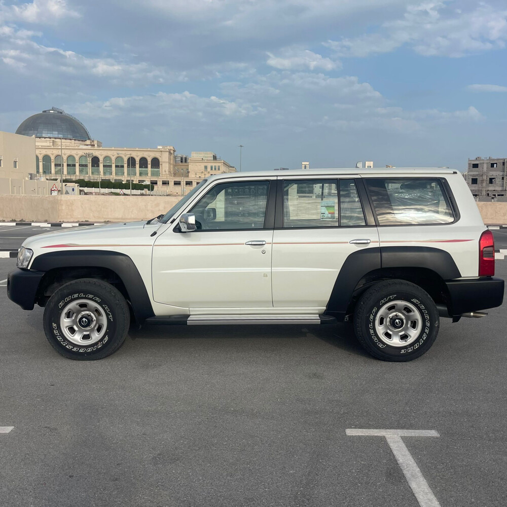 للبيع نيسان فتك - 1