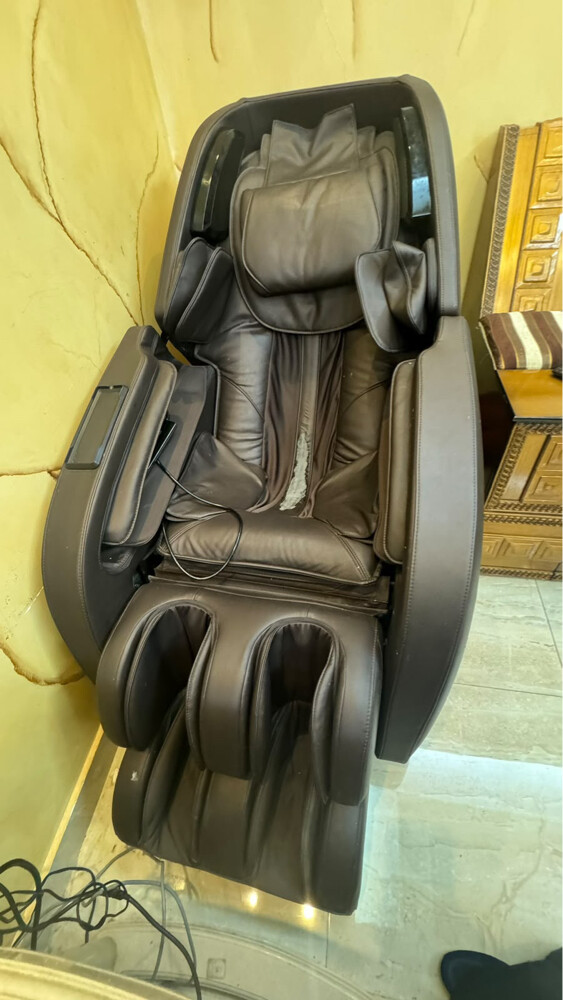 Full Body Massage Chair - 3