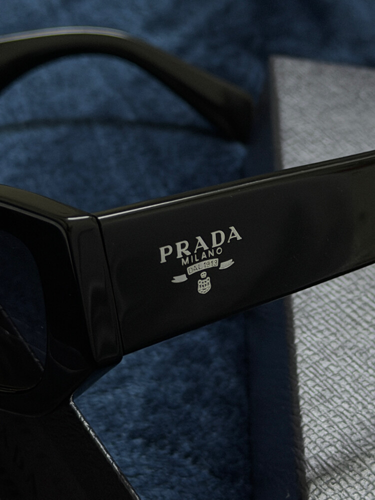Original prada sunglasses - 3