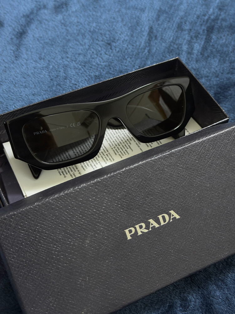 Original prada sunglasses - 1
