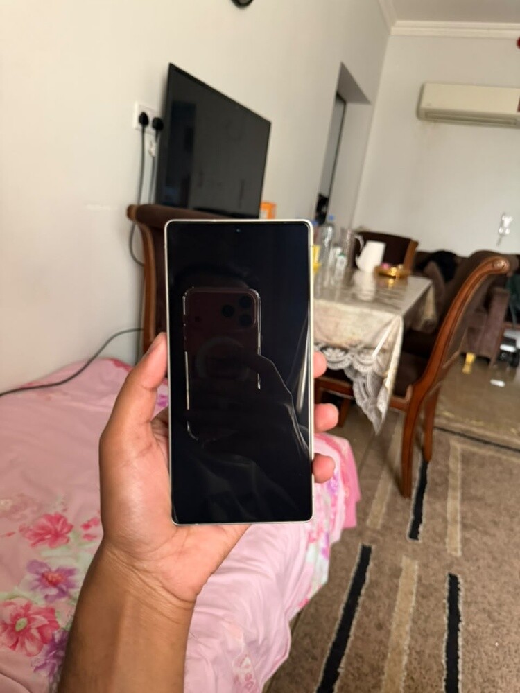 Samsung S25 Ultra - 2