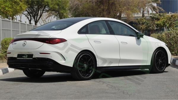 2027 Mercedes-Benz CLA 200 AMG - 7