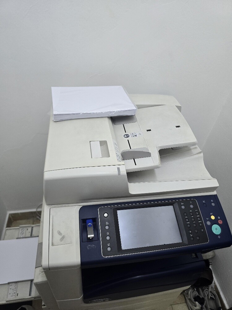 xerox and canon. selling 2 printer. - 2