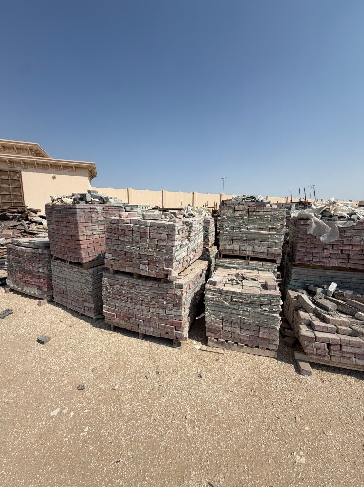 مطلوب انترلوك مستعمل - 1