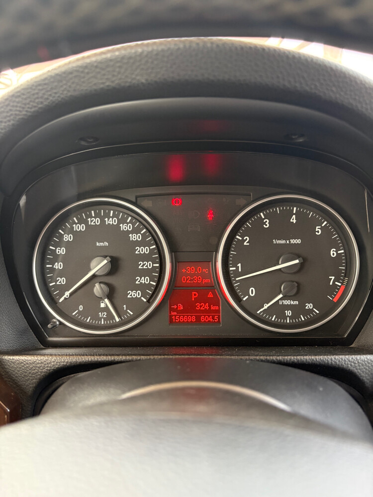 Bmw 325i - 9