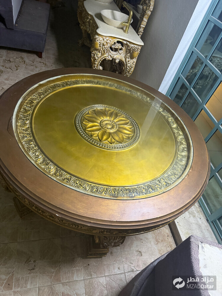 طاولة دائرية كبيرة استخدام بسيط - 1