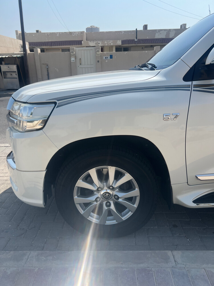 Land Cruiser 2017 VXR - 12