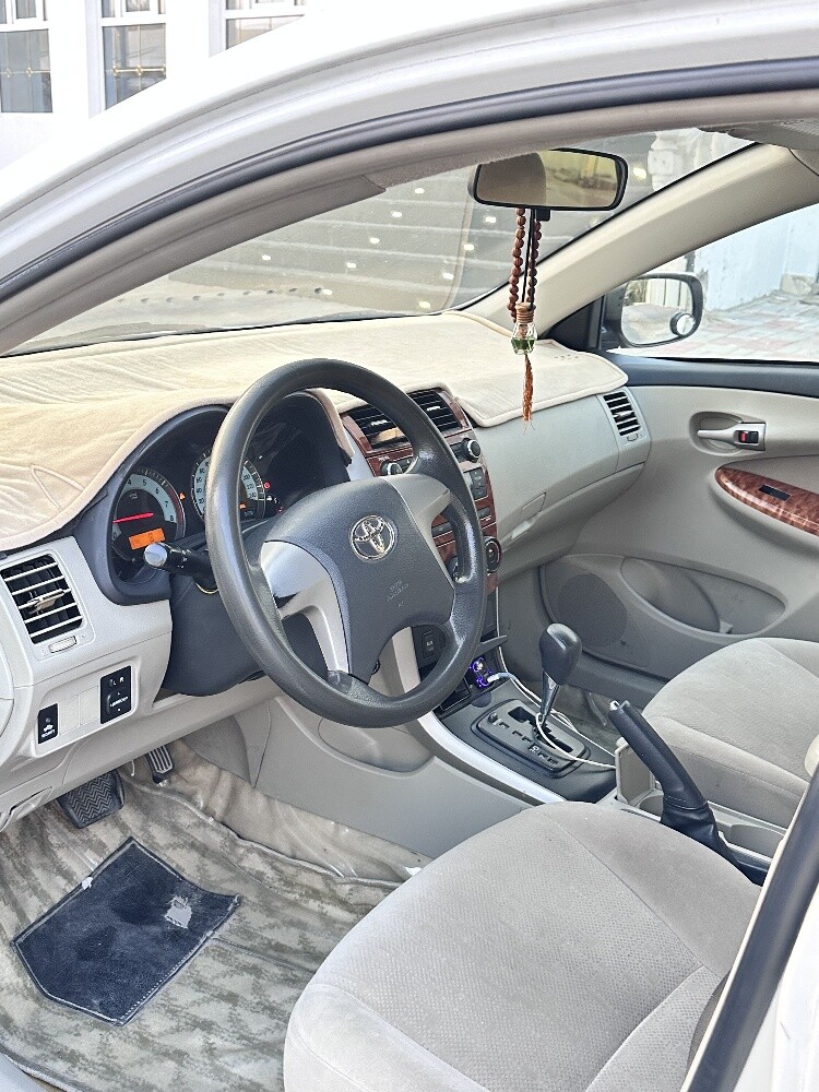 Toyota Corolla - 1