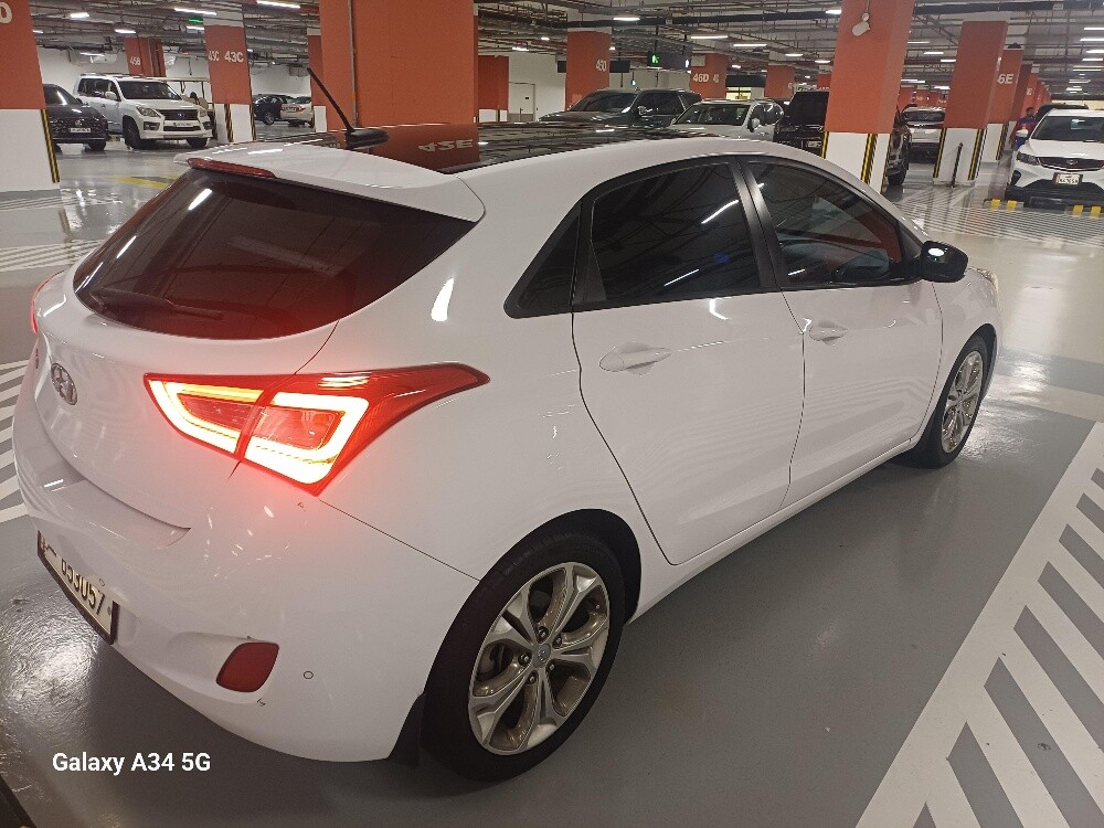 HYUNDAI i30 2015 - 5