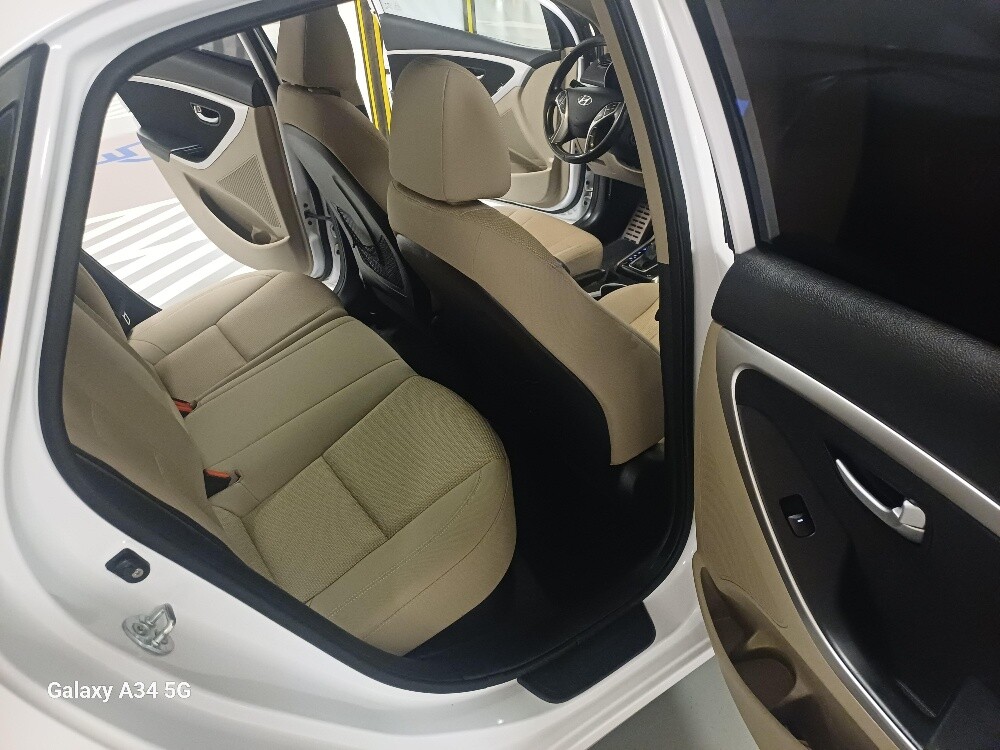 HYUNDAI i30 2015 - 9