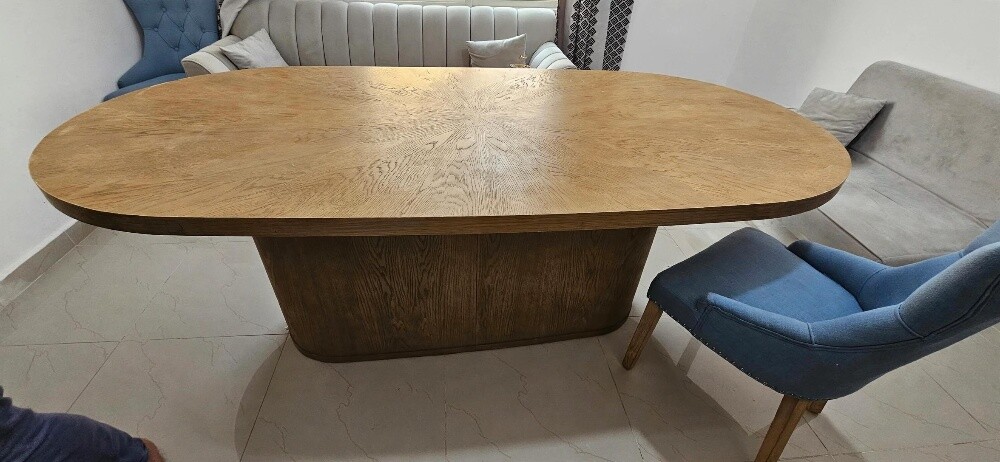 Dining table - 4