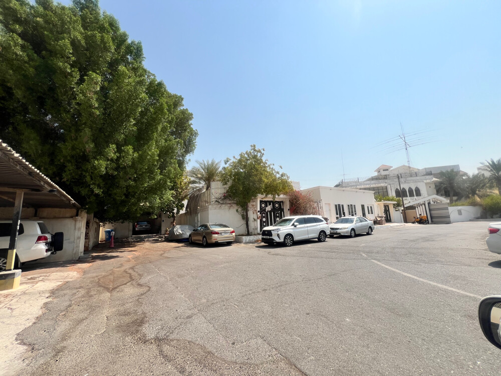 للبيع ارض بام صلال محمد - 2