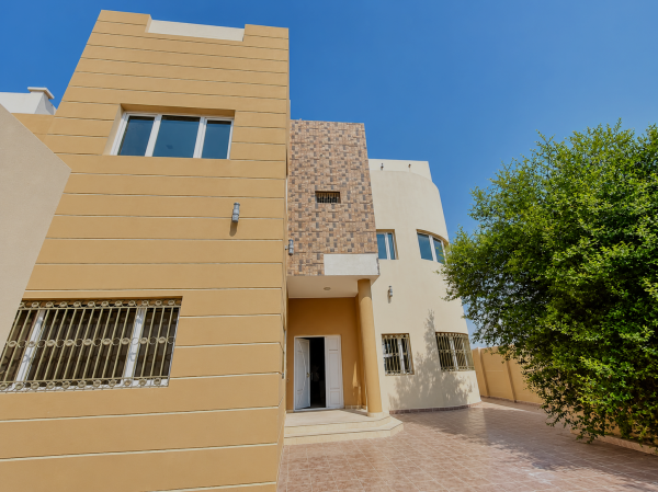 5+2BR SA VILLA -UMM AL AMAD - 1