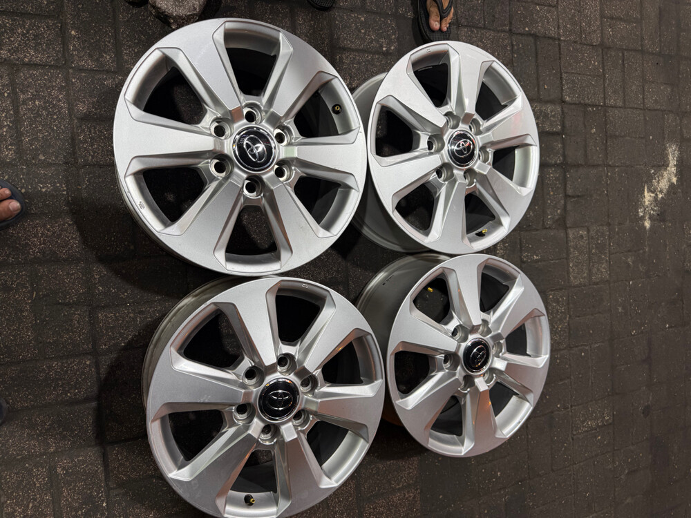 18 inch orginal rim - 3