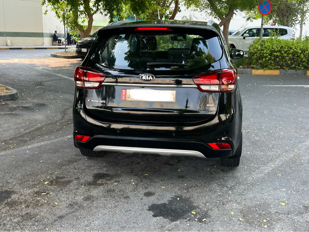Kia Carens 1600 cc - 2