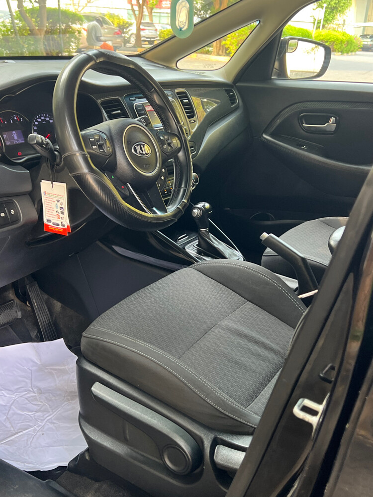 Kia Carens 1600 cc - 5