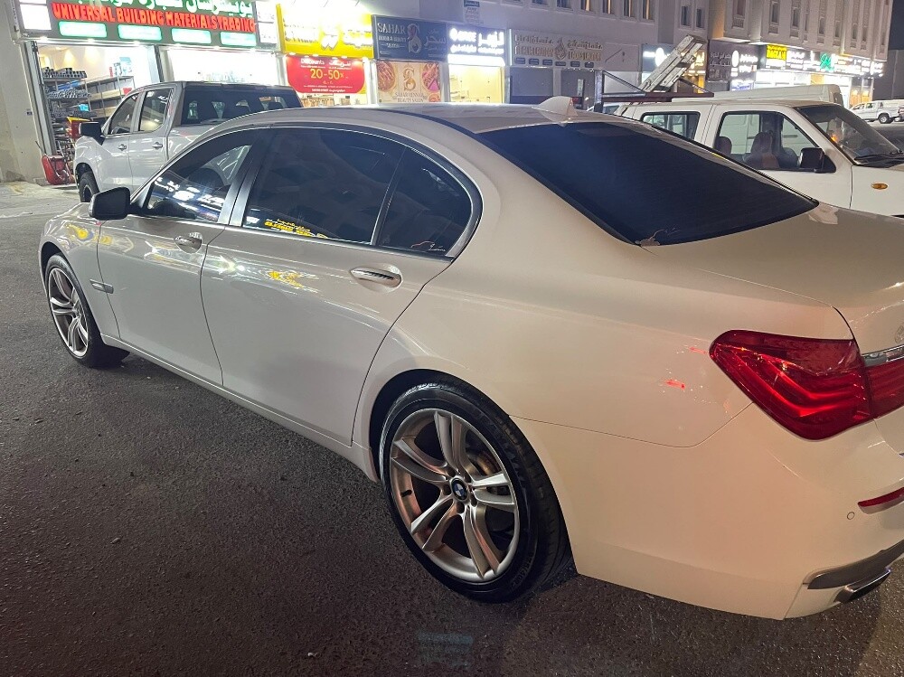 بي ام دبليو 740 - 5