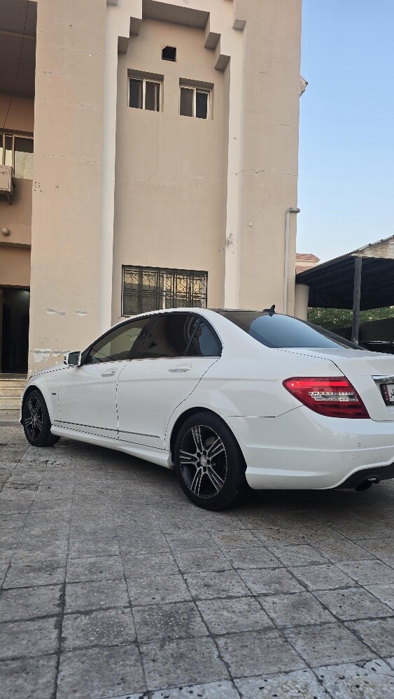 ابو اياد - 5