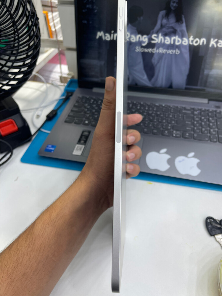 ايباد برو ام٢ ١٢٨غيغا - 5