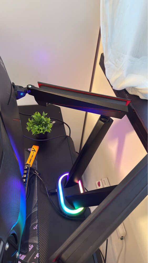 Twisted Minds Dual Monitor Arm - 3