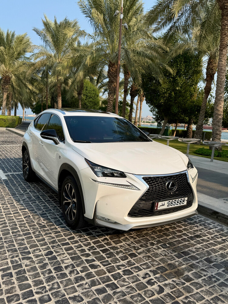 Lexus NX200T model 2015 - 1