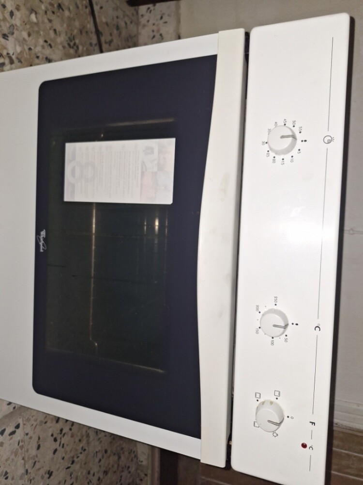 whirlpool built in oven - 1