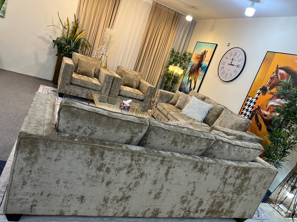 Homes r us brand 8 seater 3+3+1+1 - 3