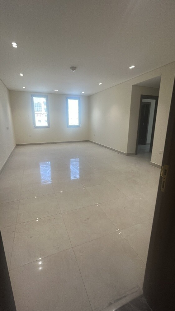 عمارة لايجار علي شارعين - 2