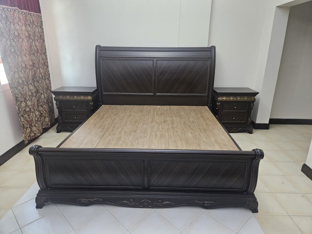 Full bed room set  A 35 - 2