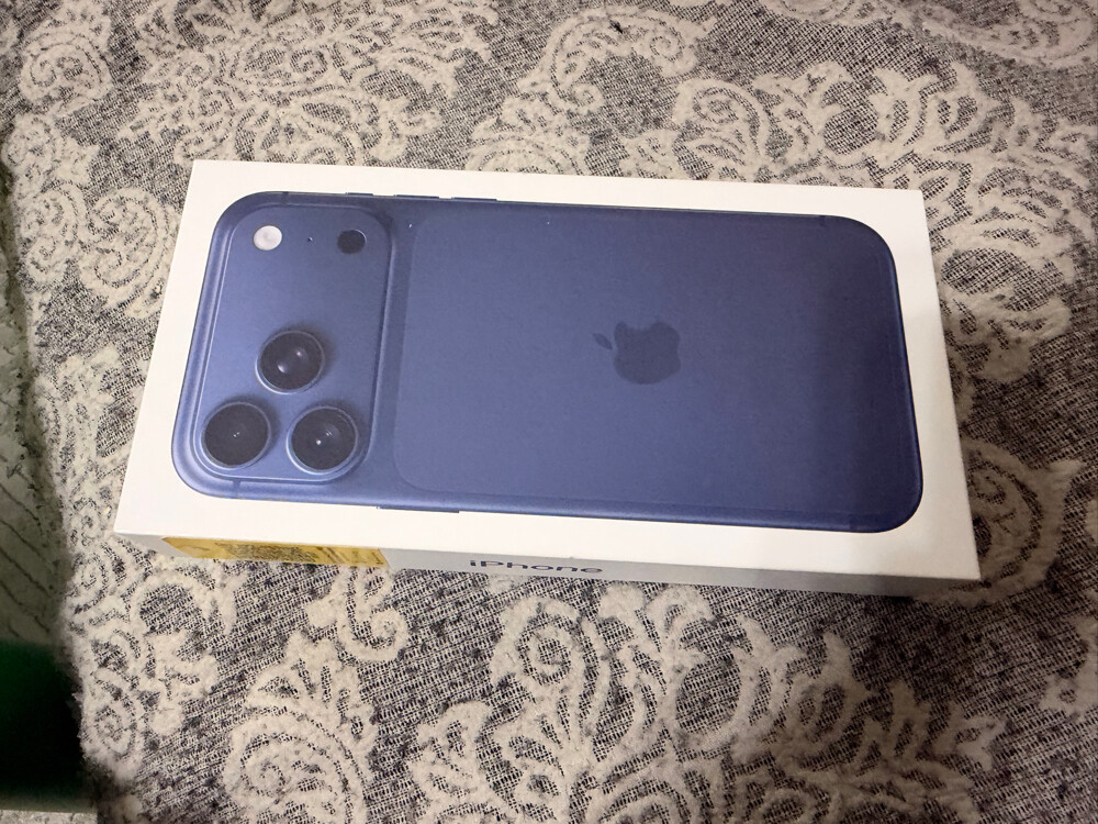 I phone 17 pro max  - 1