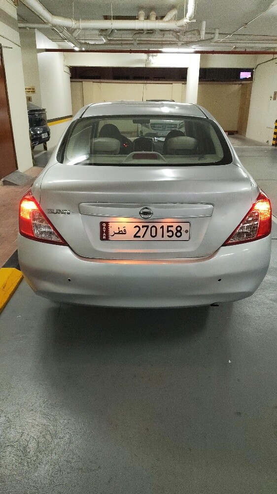 Nissan Sony 2013 silver ,km 303 - 6