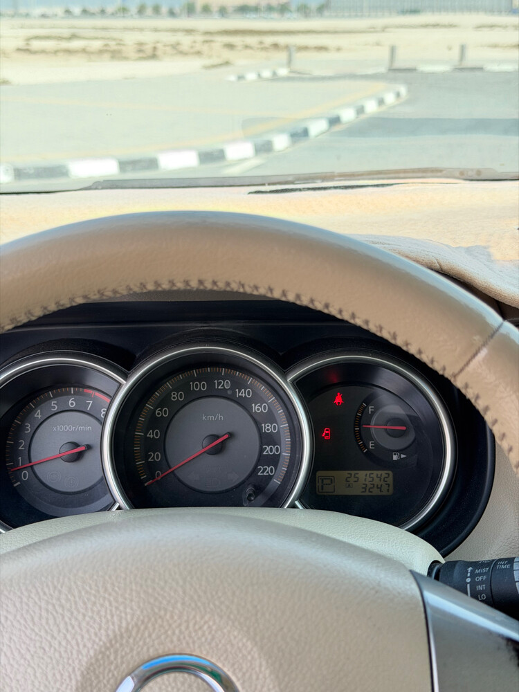 نيسان تيدا ٢٠٠٦ - 8