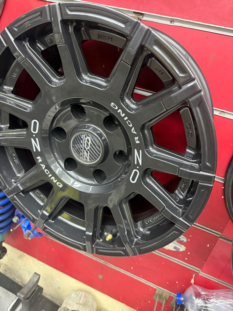 Oz orginal 17(5 pices) tank,nissan - 1