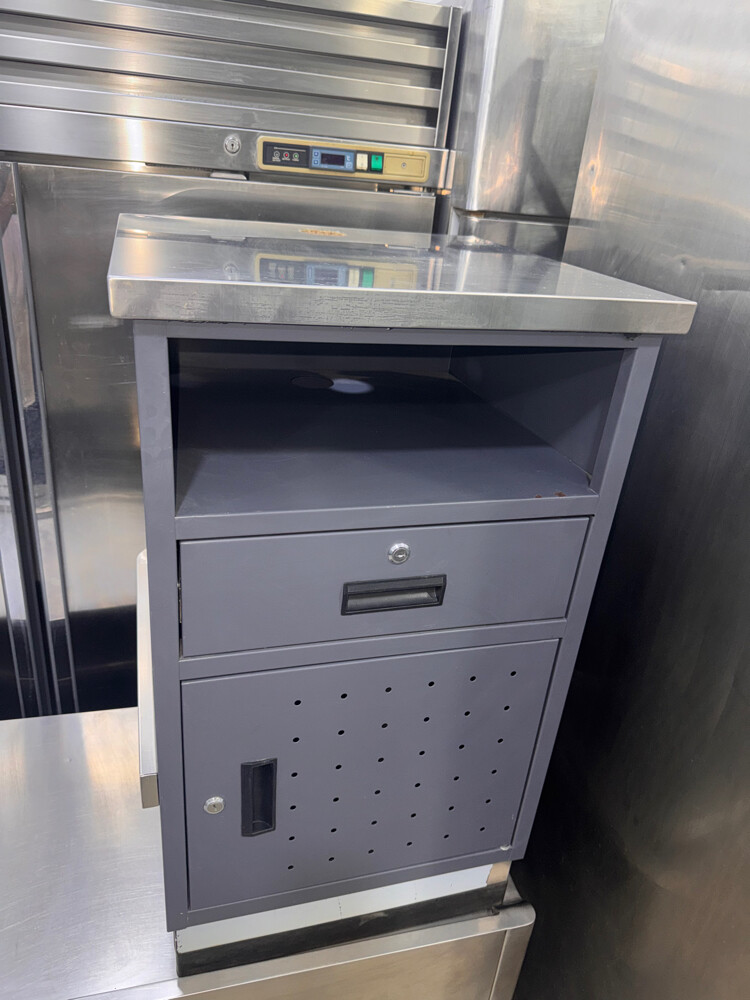 Cashier Counter - 3