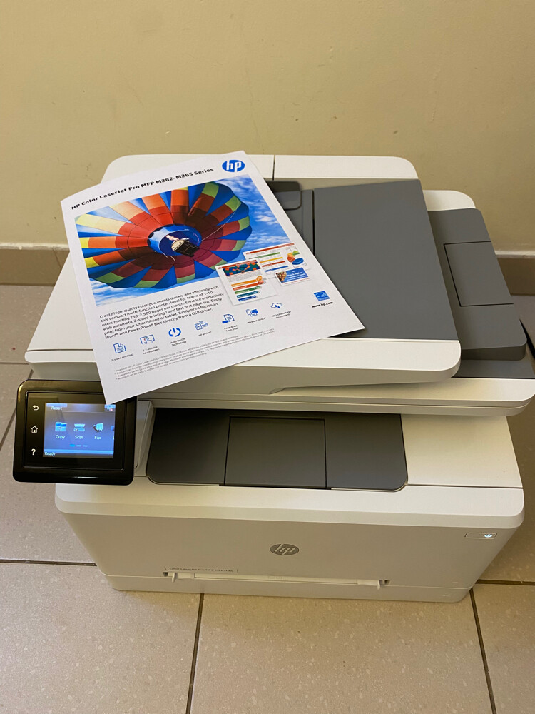 HP Color Laser wifi (New toner) - 9