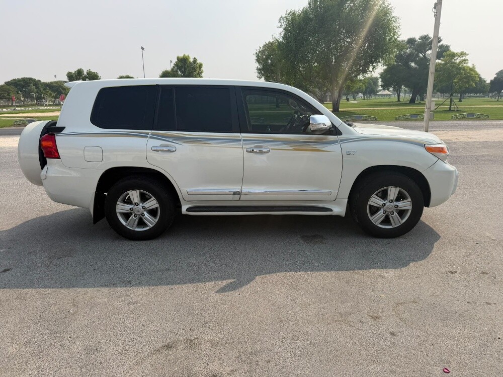 Toyota Land Cruiser GXR 2014 - 3