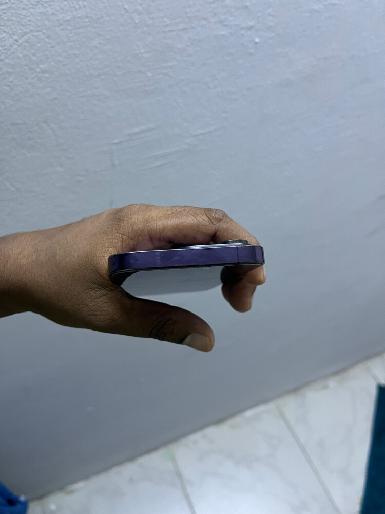 iPhone 14 Pro - 2