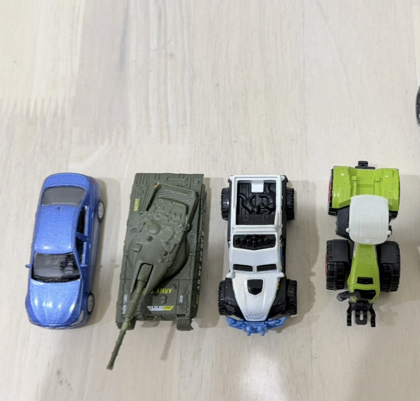 branded diecast cars new - 24
