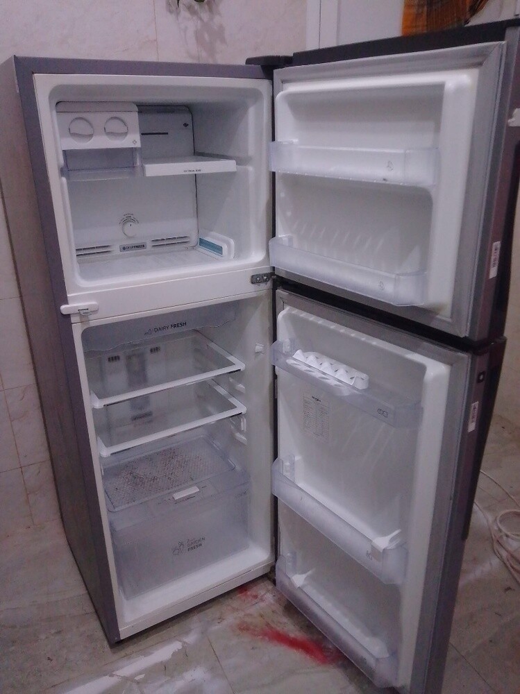 whirlpool fridge for sell. - 4