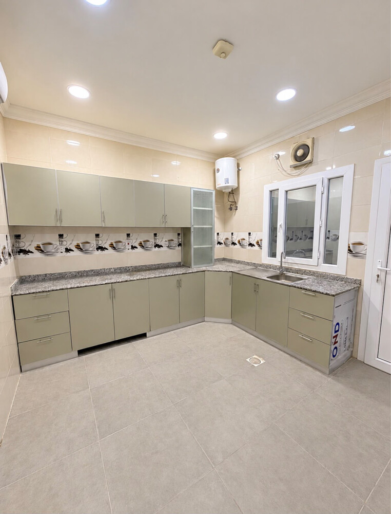 Villa for Rent in Al Sakhama - 4
