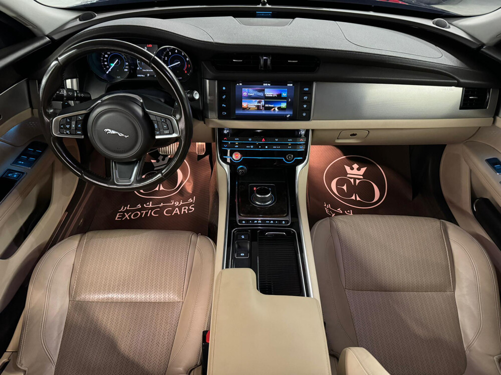 Jaguar - XF 2018 - 9