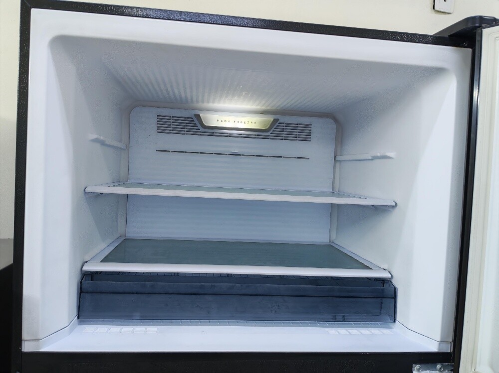 Sharp 700L Fridge For Sale - 5