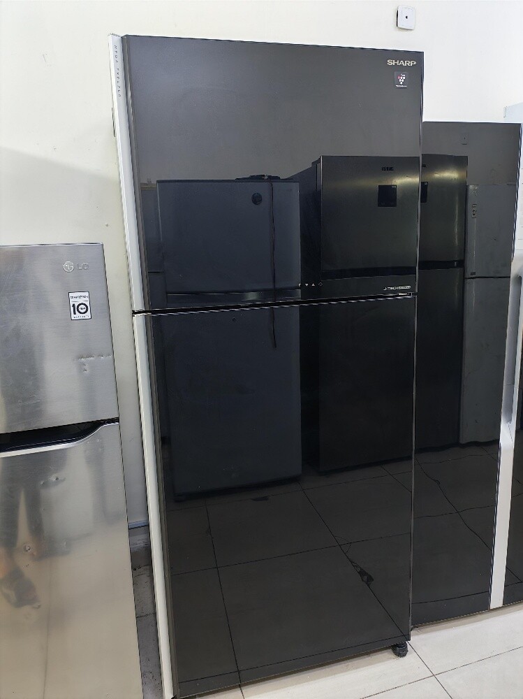 Sharp 700L Fridge For Sale - 1