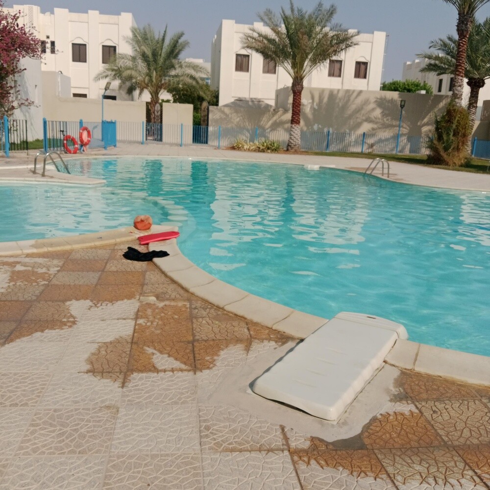مدرب ومنقذ سباحة ذو خبرة(خاص) - 3